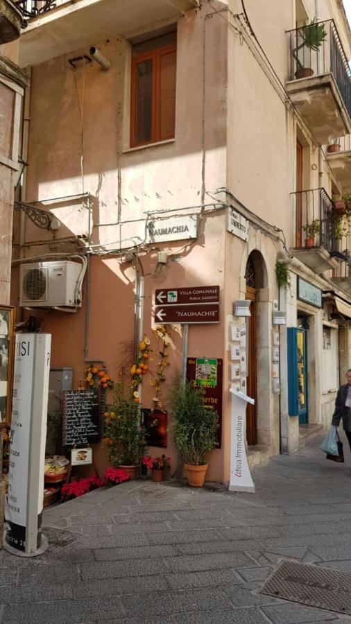 Casa Naumachie Relax In A Safe And Wonderful Place Taormina Exterior photo